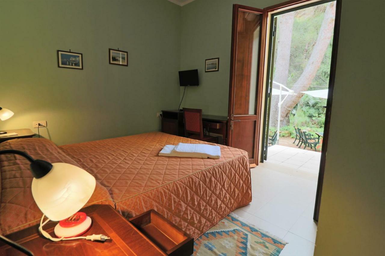 Hotel Dimora Relais Excelsa Gallipoli Exterior foto